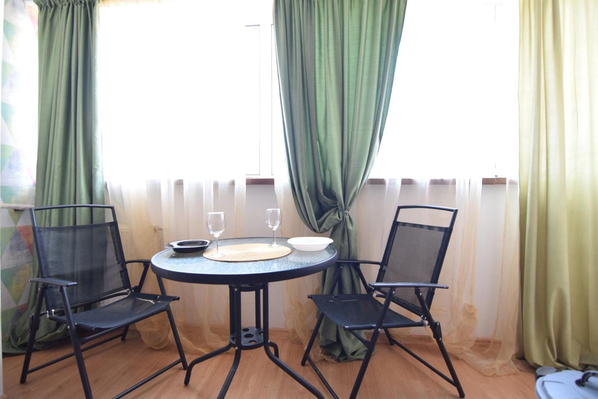 Studio In The Center Of Bucharest Luaran gambar